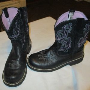 Ariat Shoes - Ariat Black Leather Cowboy Boot SZ 8.5 B Ariat Shoes - Ariat Black Leather Cowboy Boot SZ 8.5 B